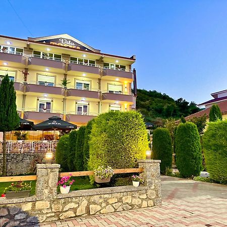Hotel Vila Toska Piskupat Exteriér fotografie