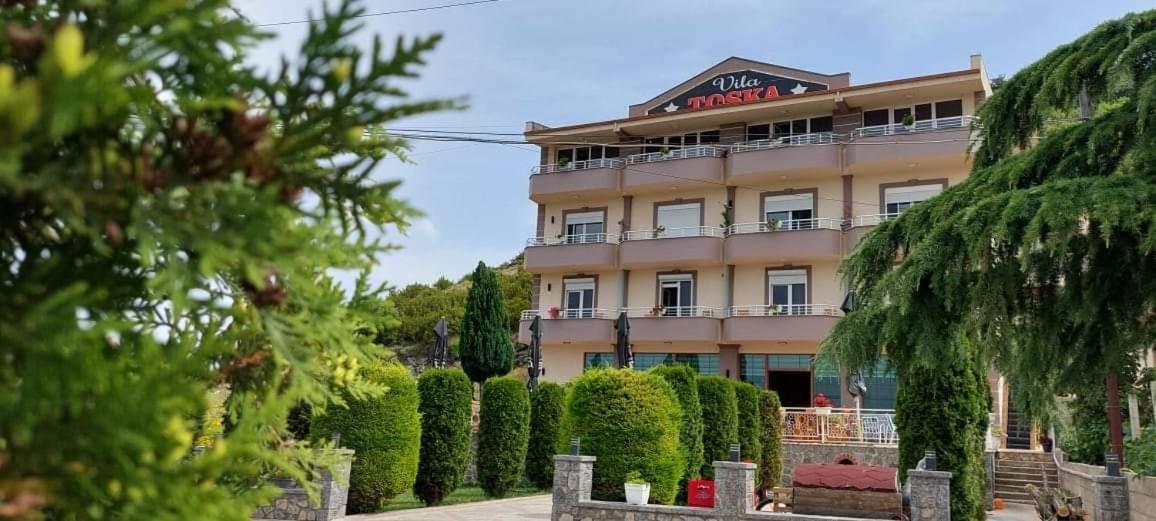 Hotel Vila Toska Piskupat Exteriér fotografie