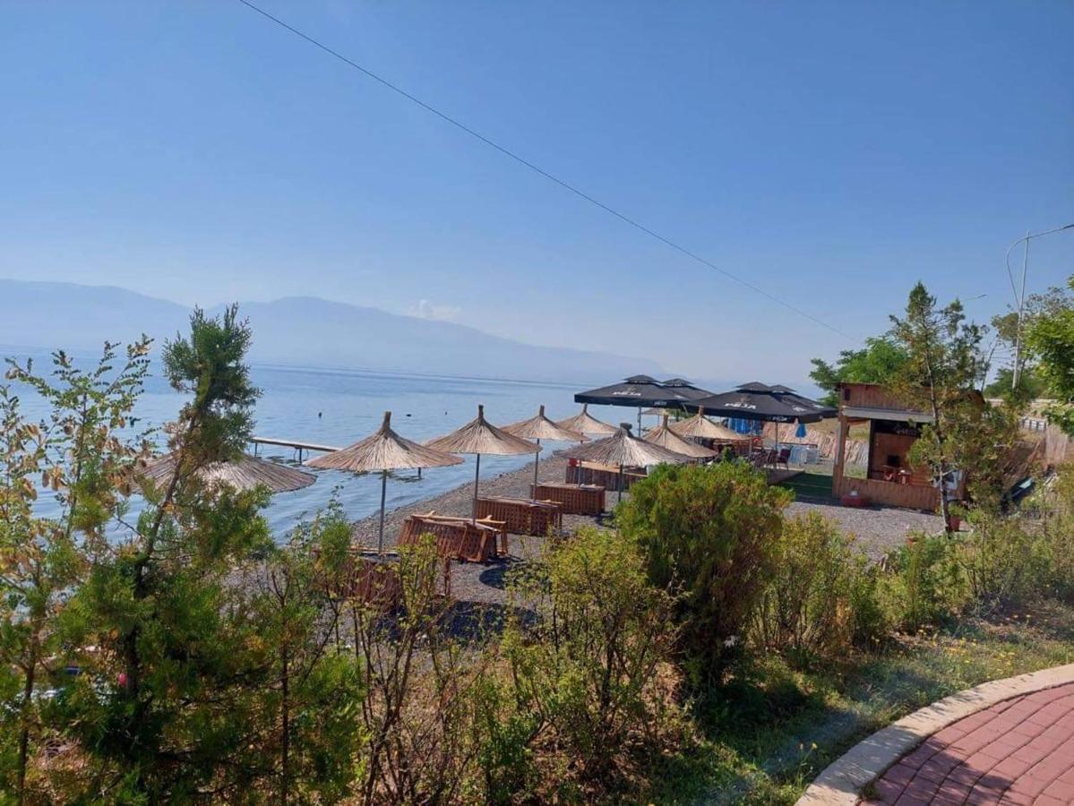 Hotel Vila Toska Piskupat Exteriér fotografie