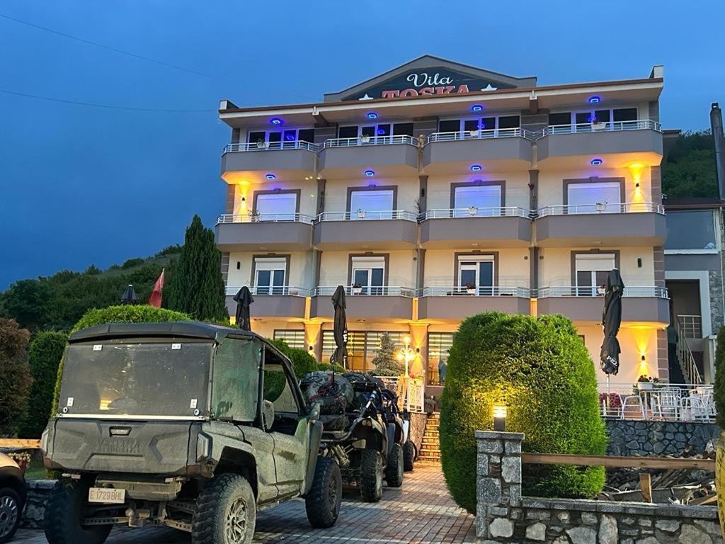 Hotel Vila Toska Piskupat Exteriér fotografie